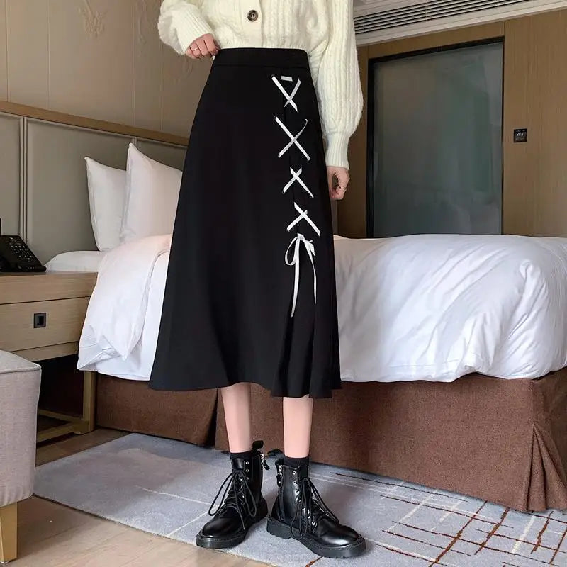 Korean Style Dark Gothic Ruffle Skirt - White / L