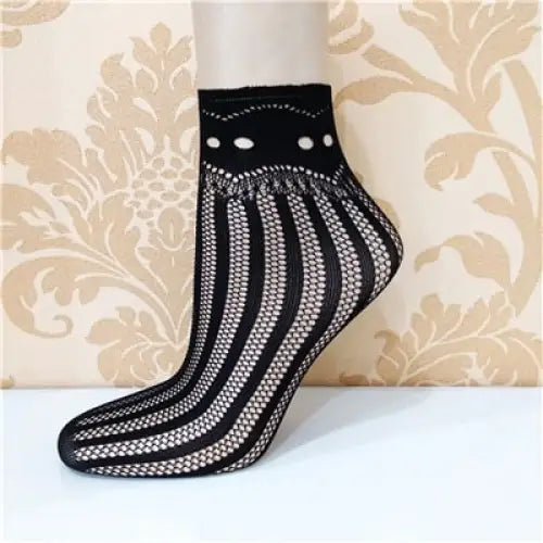 Lace Ruffle Fishnet Mesh Ankle Socks Style03 / One Size