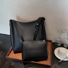 Large Capacity Shoulder Handbag - Black