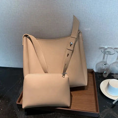 Large Capacity Shoulder Handbag - Khaki