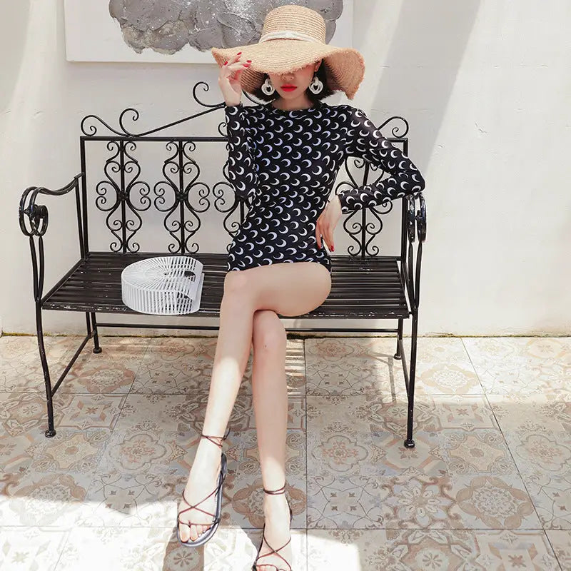 Long Sleeve Backless Strappy Crosses Swimsuit