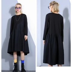 Loose bottom skirt with diagonal button