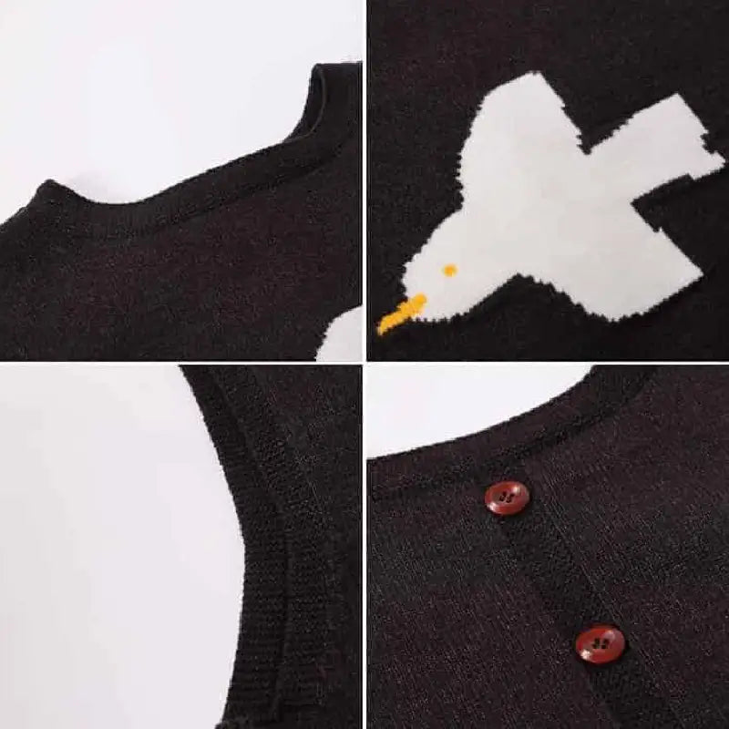 Loose Fit Round Neck Knitted Vest Black / One Size