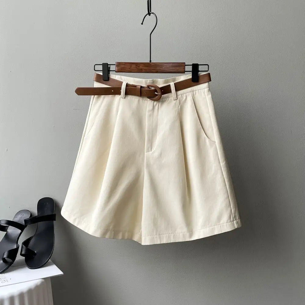 Loose High-Waist Thin Shorts - Beige / M
