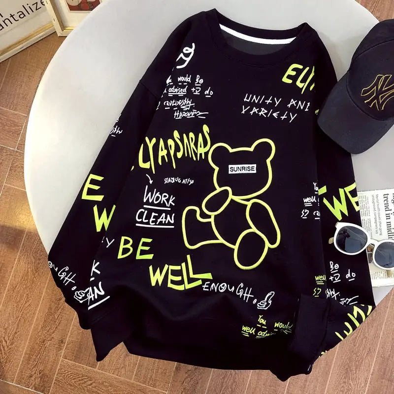 Loose Sweatshirt with Cute Bear Embroidery Black / M