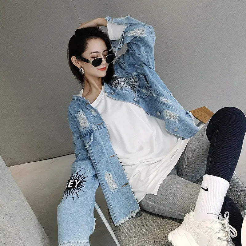 Lover Look At Me Embroidery Denim Jacket Casual Style Blue