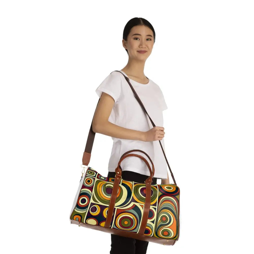 Madison Haze - Retro Travel Bag - 20’ x 12’ / Brown - Bags