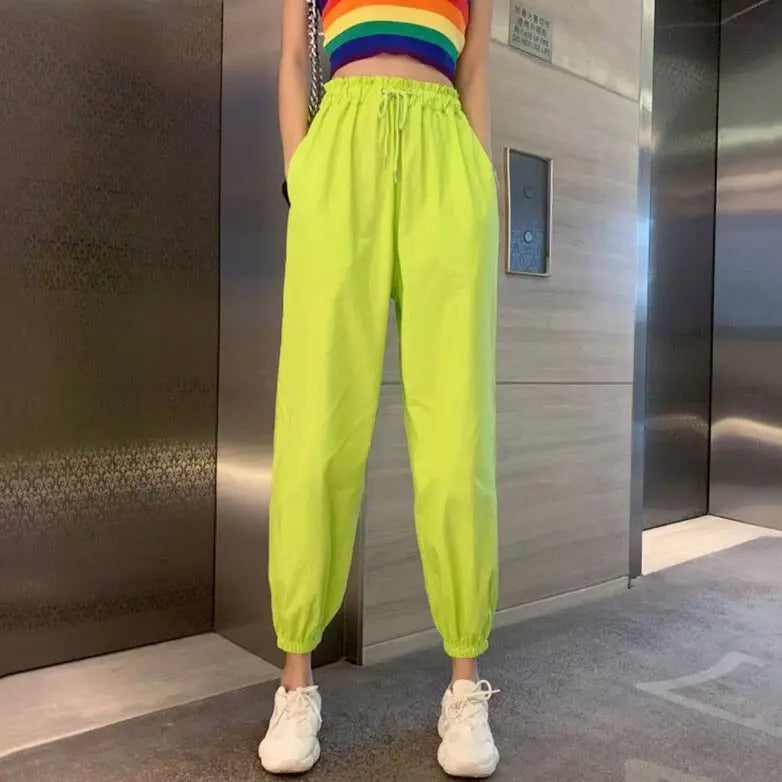 Neon Green Solid Color Cargo Pants for Women Green. / S
