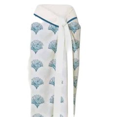 One-Piece Swimsuit with Wide Neckline and Gathered Straps