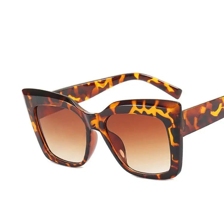 Oversized Cat Eye Sunglasses UV400 Plastic Frame