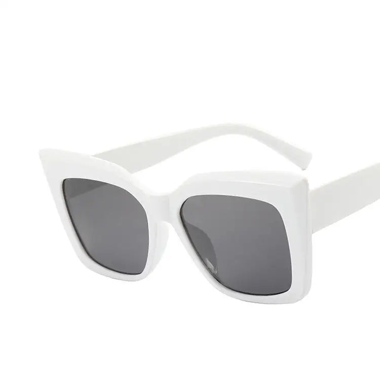 Oversized Cat Eye Sunglasses UV400 Plastic Frame