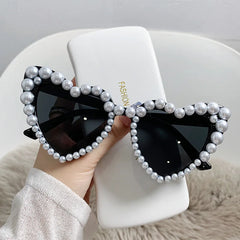 Oversized Heart Pearl Sunglasses for Everyday Style Black