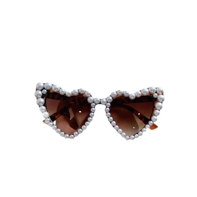 Oversized Heart Pearl Sunglasses for Everyday Style Leopard