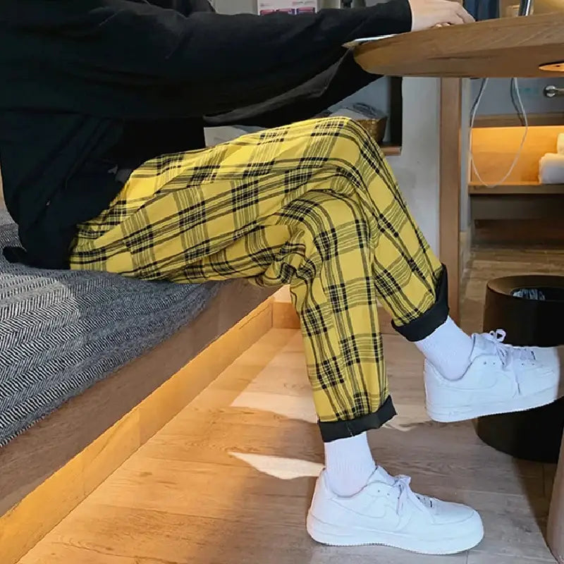 Plaid Ankle Pants with Tailored Fit