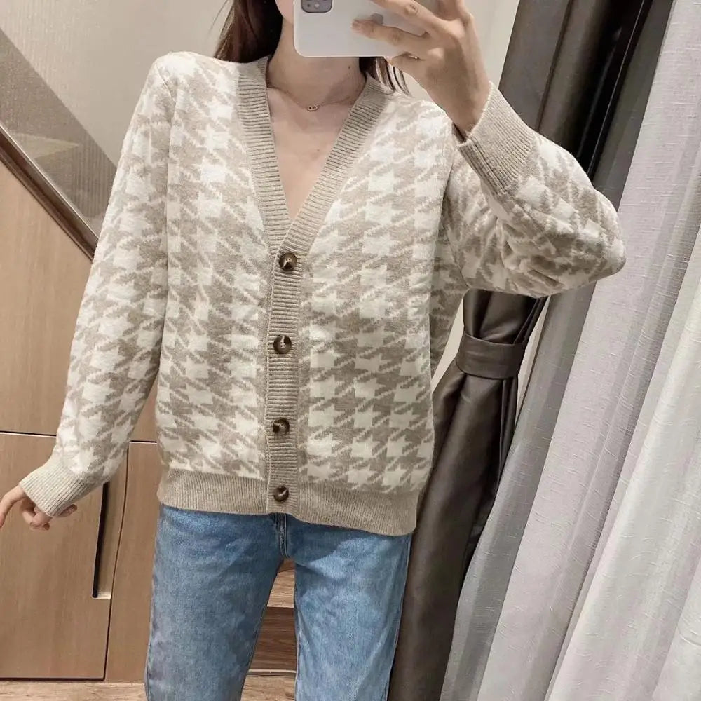 Plaid pattern V-Neck Knitted Oversize Cardigan