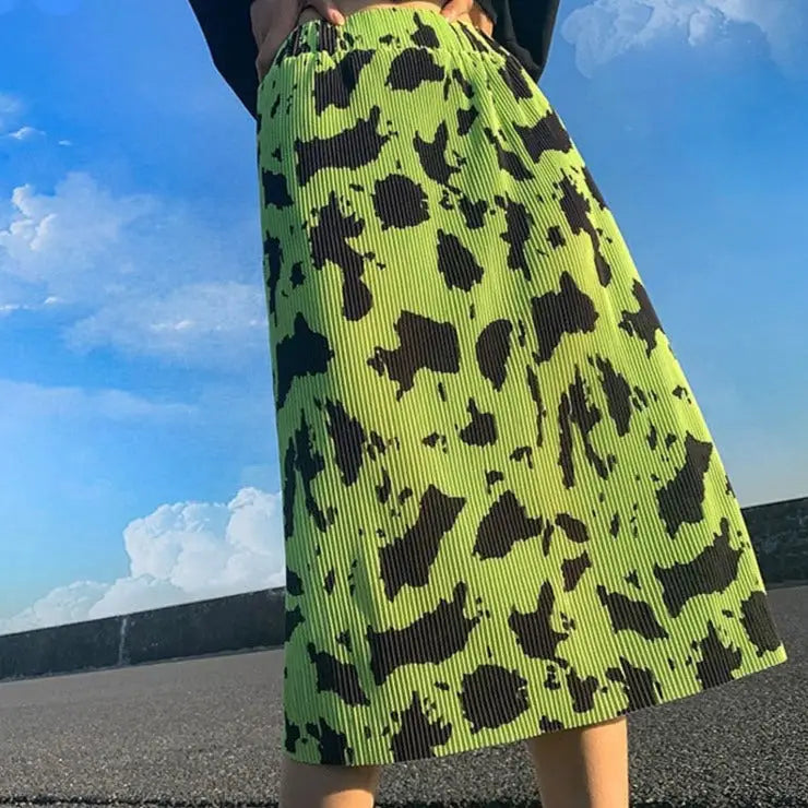 Pleated with fluorescent green leopard skirt