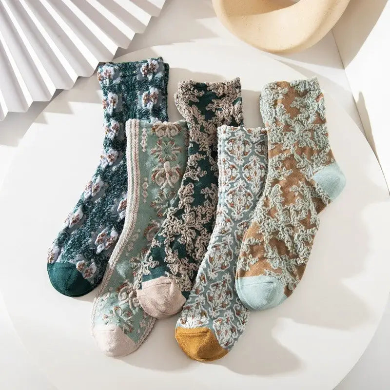 Retro Crew Vintage Flower Embroidery Socks