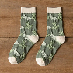 Retro Crew Vintage Flower Embroidery Socks Gray Pink
