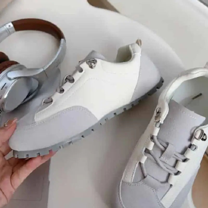 Retro Flat Golf Lace Up Sneakers