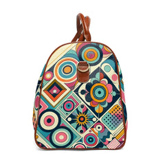 Retro Geometric Travel Bag with 70s Pattern Design 20’’ x