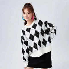 Retro Oversize Round Neck Argyle Sweater