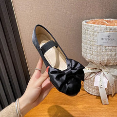 Round Toe Bow Elastic Strap Silk Ballet Flats