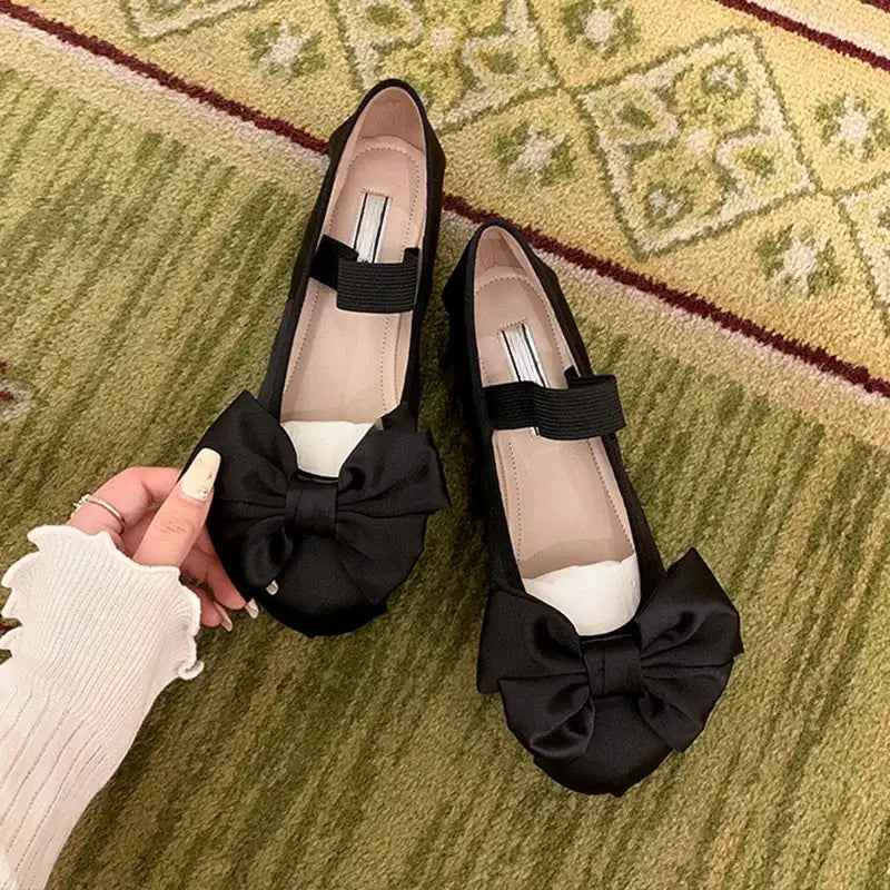 Round Toe Bow Elastic Strap Silk Ballet Flats