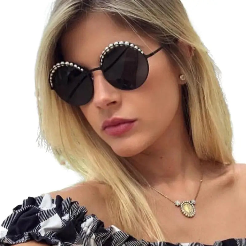 Round top decor with Pearls Sunglasses