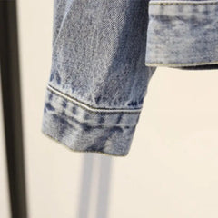 Sequined Tiger Denim Jacket with Aesthetic Design