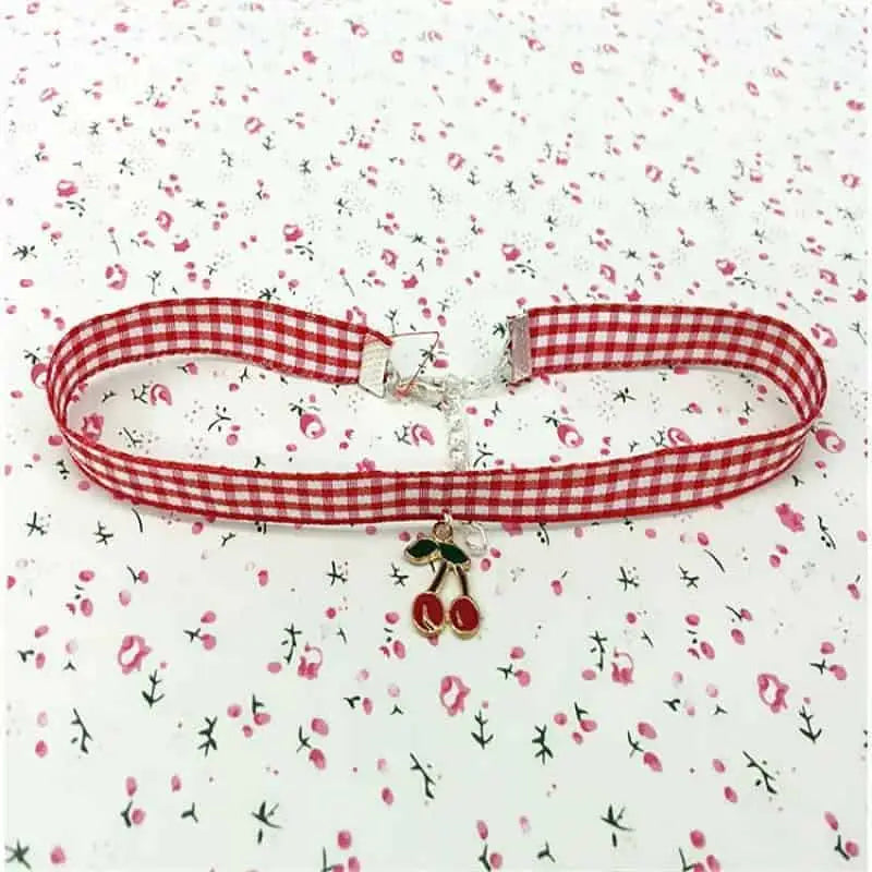 Simple Plaid Fabric Pendant Choker Necklace