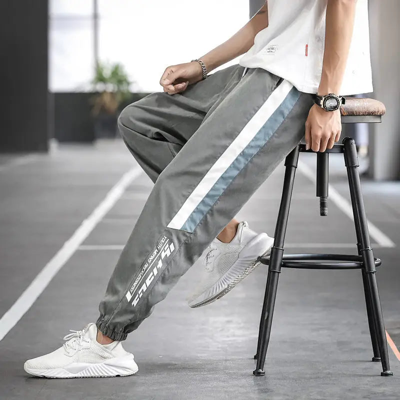 Solid Color 2 Stripes Loose Sweatpants