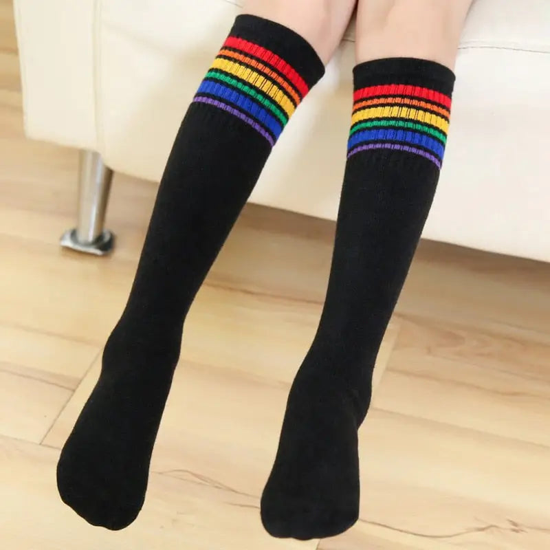 Stripe Up Knee High Socks - Black. / One Size