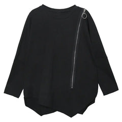 Sweater With Zipper Closure and Peaked Finish - black
