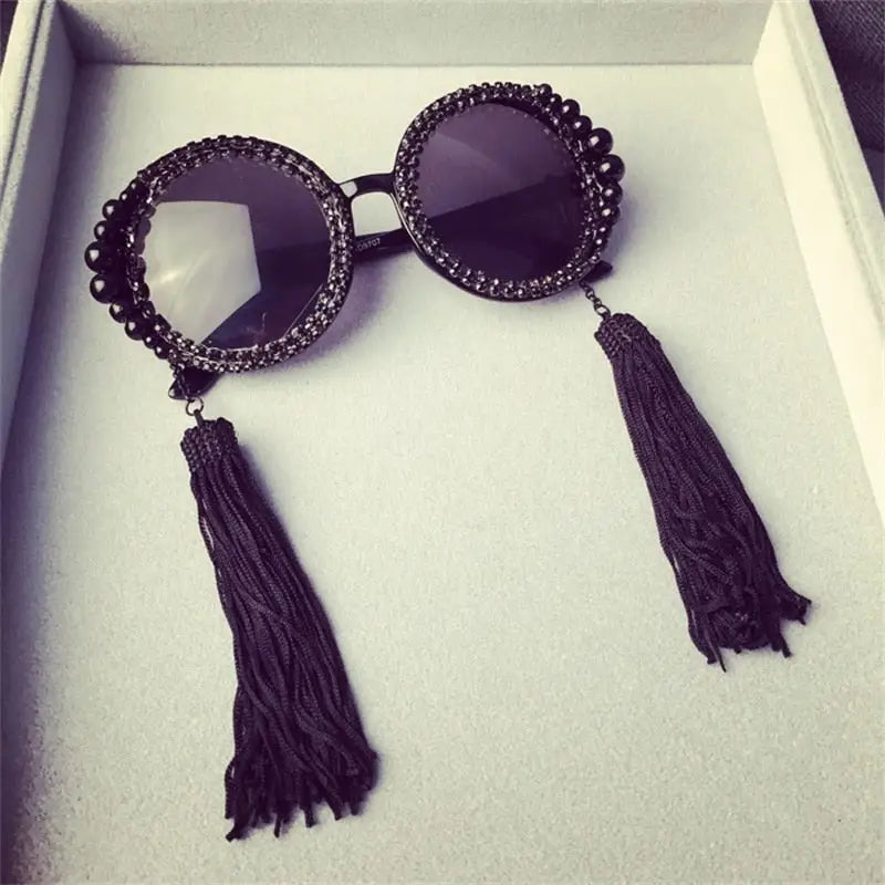 Tassel round Sunglasses - Black / One Size