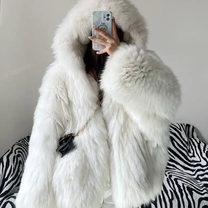 Winter Shaggy Fur Coat - White / One size - Jacket