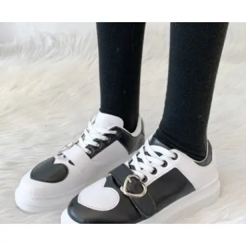 Women’s PU Leather Heart Cute Trend Sneakers Euro Size