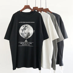 Moon The Astronut Round Neck T-shirt - Black / Onesize -