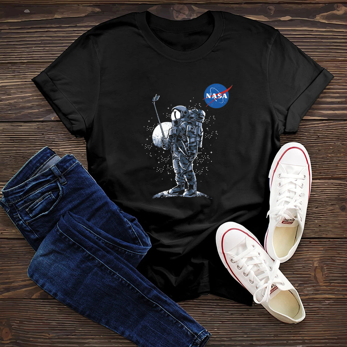Selfie Astronaut NASA T-Shirt - Black / 4XL - Shirts