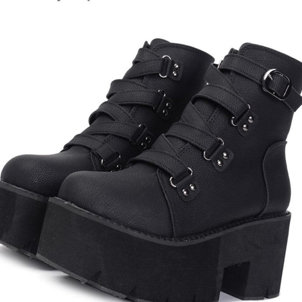 Rubber Sole Buckle Black Leather PU Ankle Boots - boots