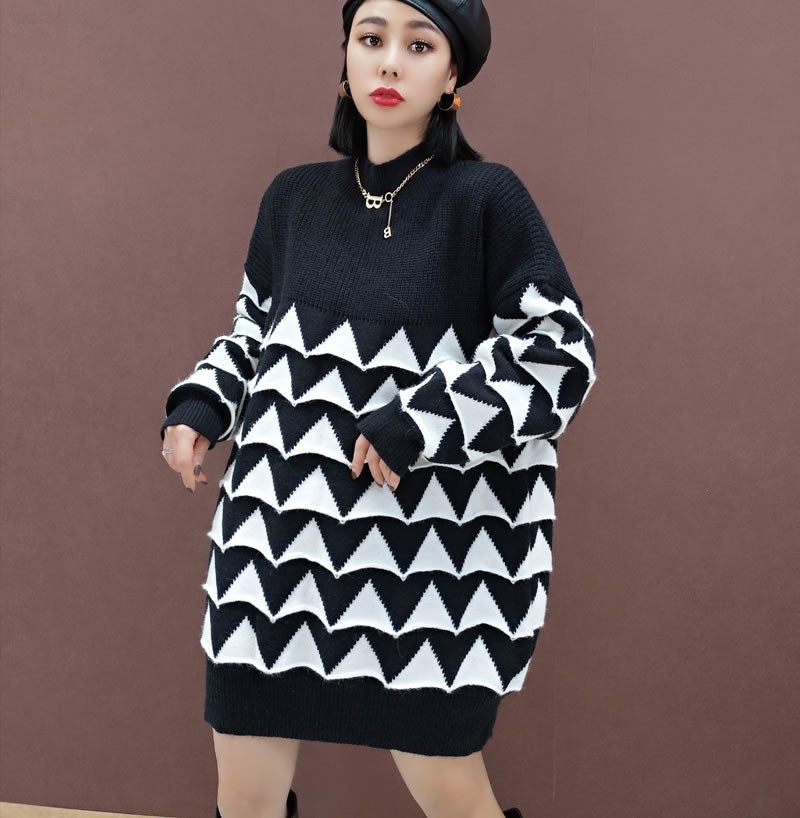 Contrast Triangles Knitted Oversize Sweater - One Size /