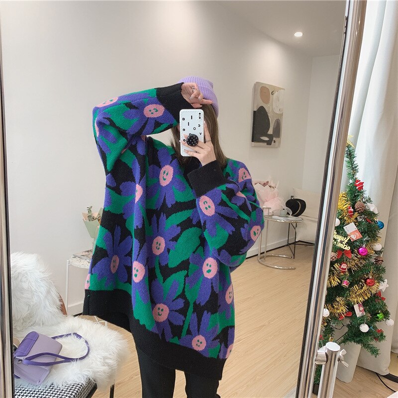 Smiling Flowers Contrast Color Knitted Oversize Sweater