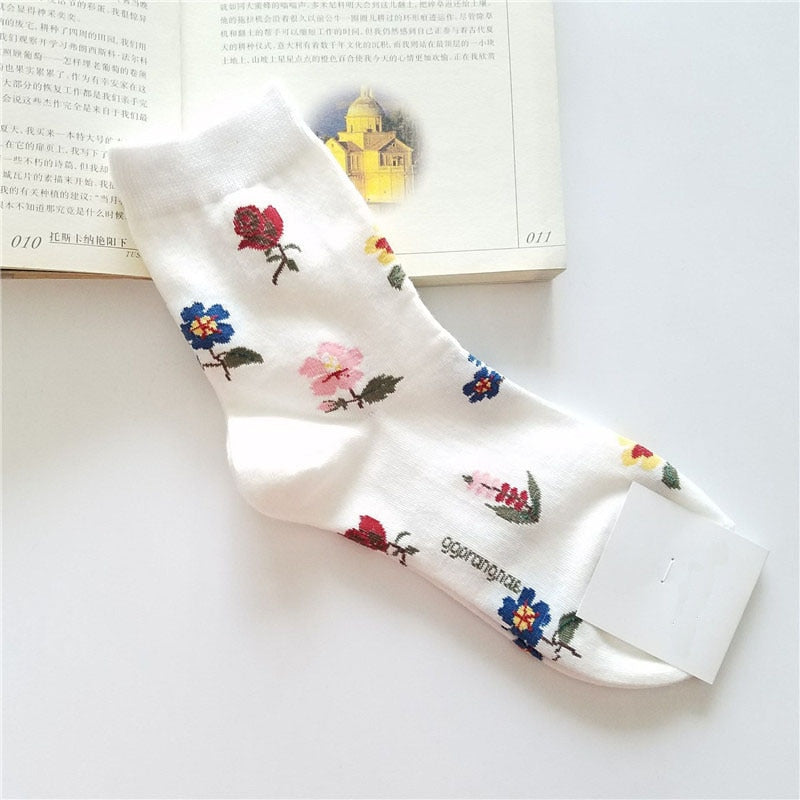 Animal Cartoon Middle Tube Socks - White Flowers / One Size