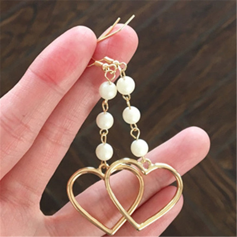 Metal Heart Pearl Dangle Earrings - golden