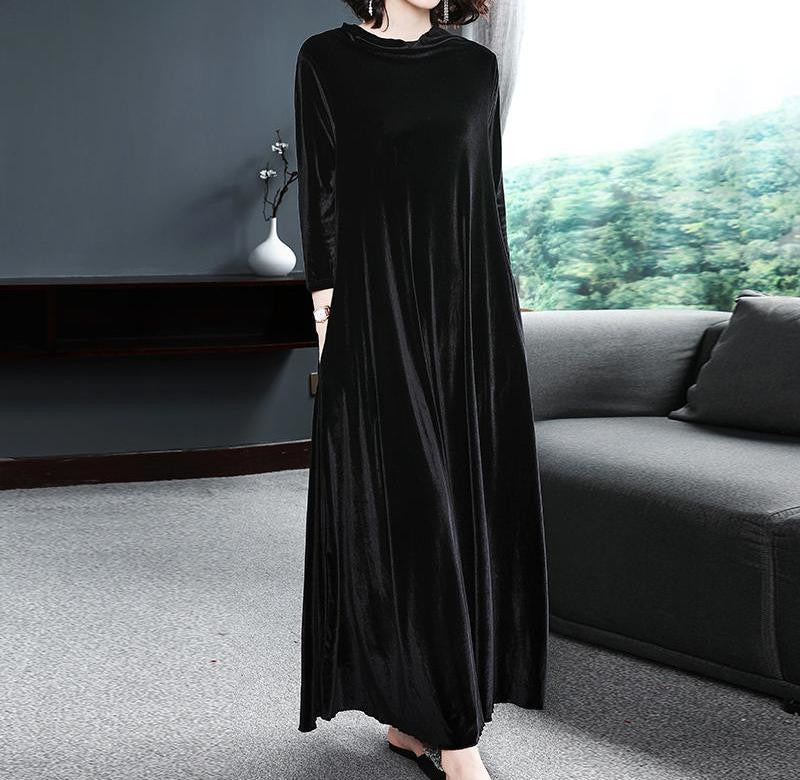 Winter Vintage Loose Velvet Long Dress - Black / M