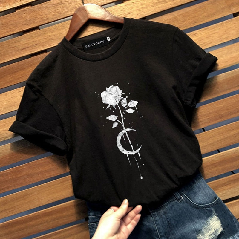 Rose Moon Gothic Black Short Sleeves T-shirt - T-Shirt