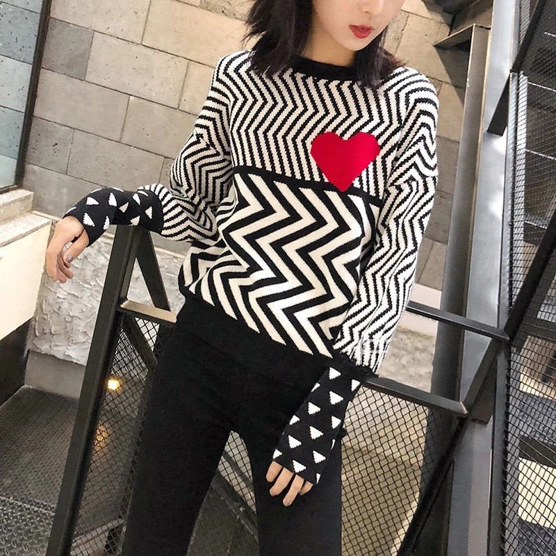 Geometric Heart Pattern Pullovers Knitted Sweater