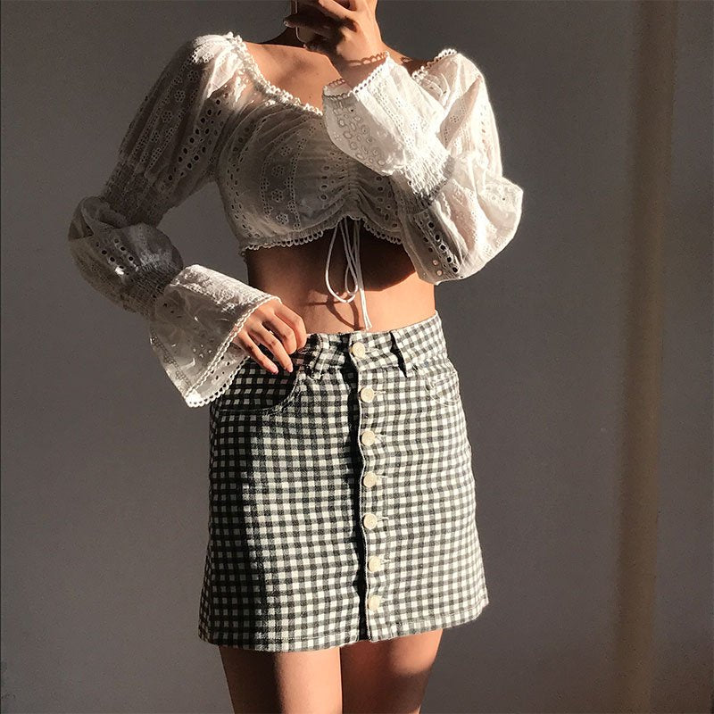 Long-Sleeved Crop Top Lace Up - Short