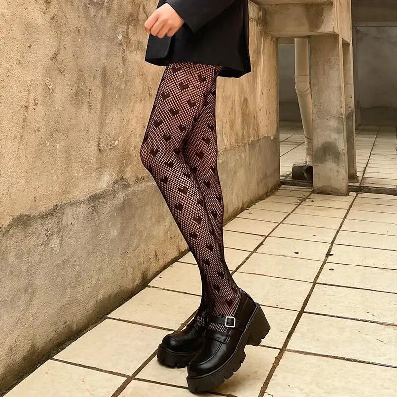 Nylon Mesh Pantyhose - Black Hearts / One Size - Socks