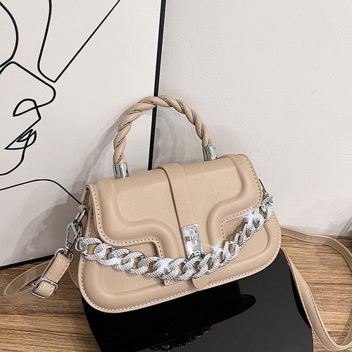 Chain And Closing Cute Quilted Bag - Khaki / 13cmx25cmx8cm -