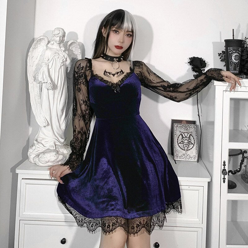 Solid Color Gothic Lace Stitching Long Flare Sleeve Dress
